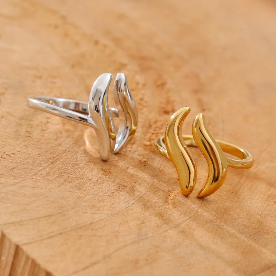 Anillo Ajustable Abierto Con Ondas Geométricas Enchapado En Oro 18K