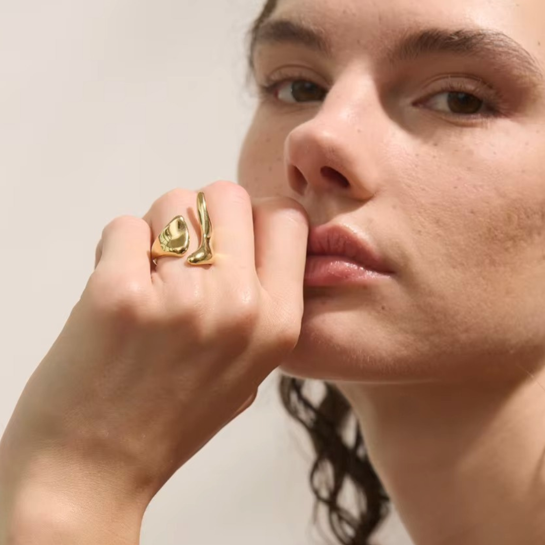 Anillo Ajustable Con Diseño Asimétrico Enchapado En Oro 18K