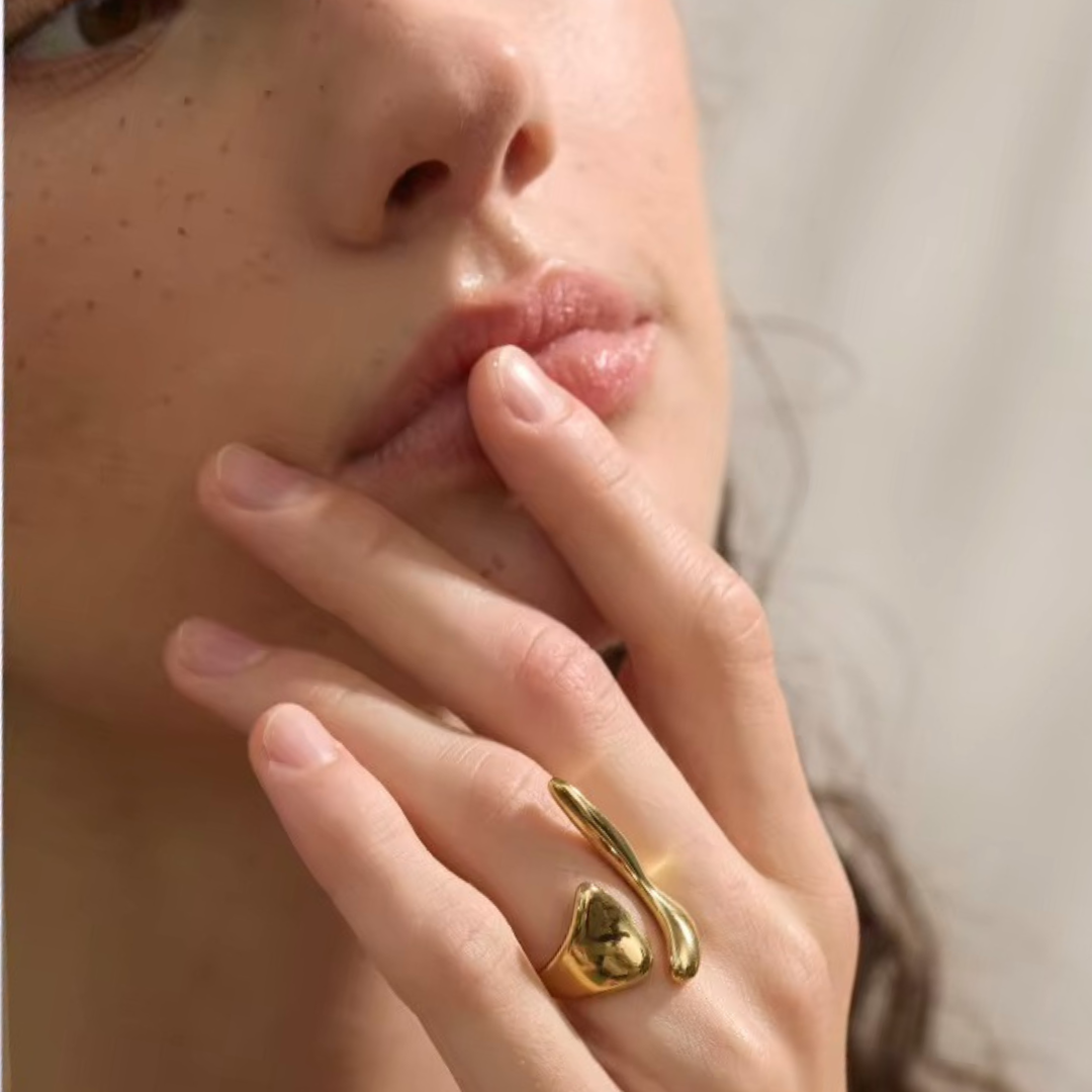 Anillo Ajustable Con Diseño Asimétrico Enchapado En Oro 18K