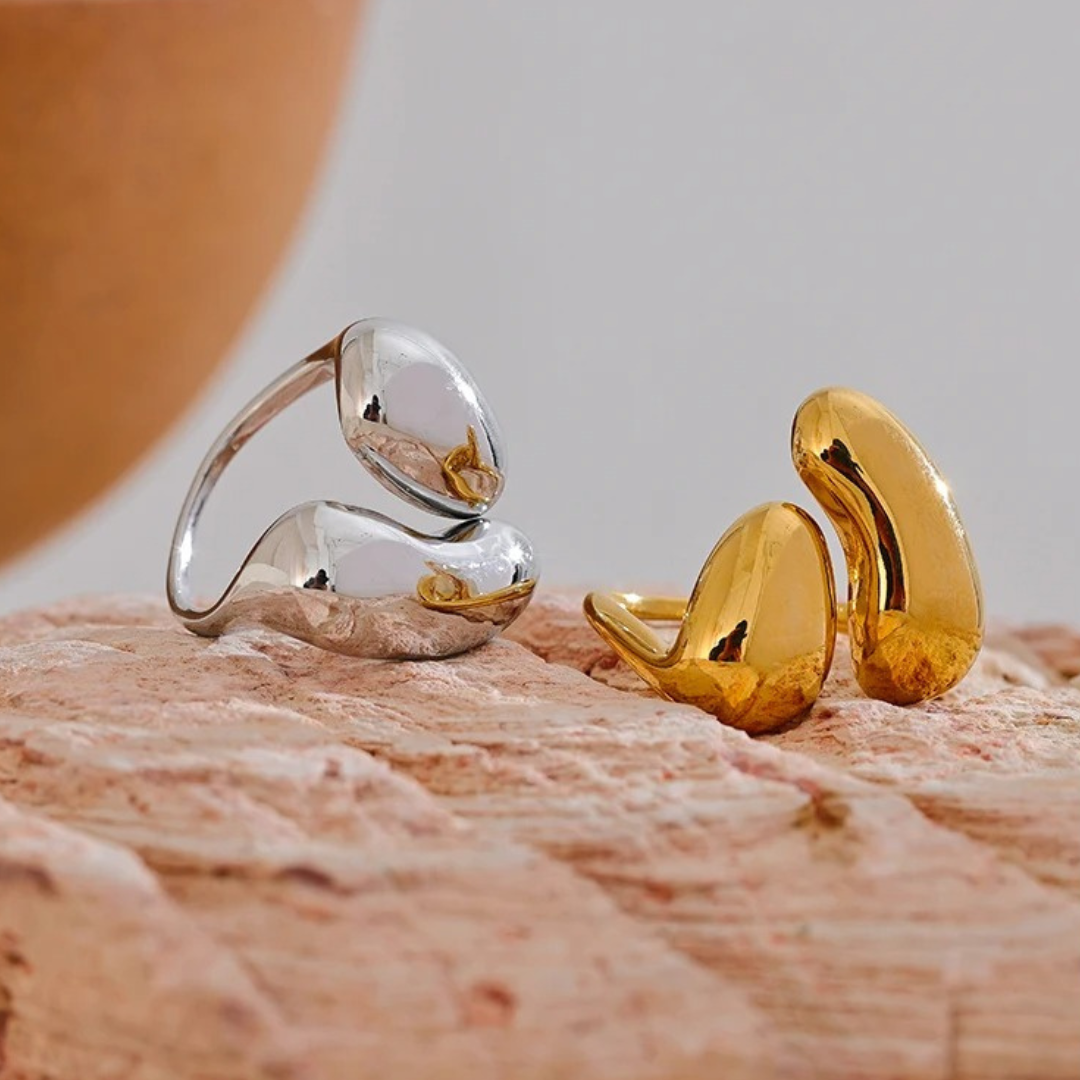 Anillo Ajustable Con Forma De Onda Enchapado En Oro 18K
