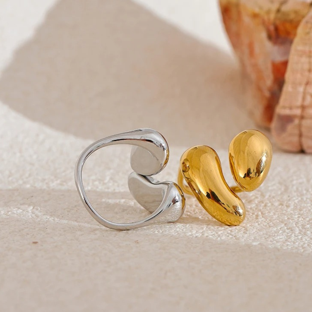Anillo Ajustable Con Forma De Onda Enchapado En Oro 18K