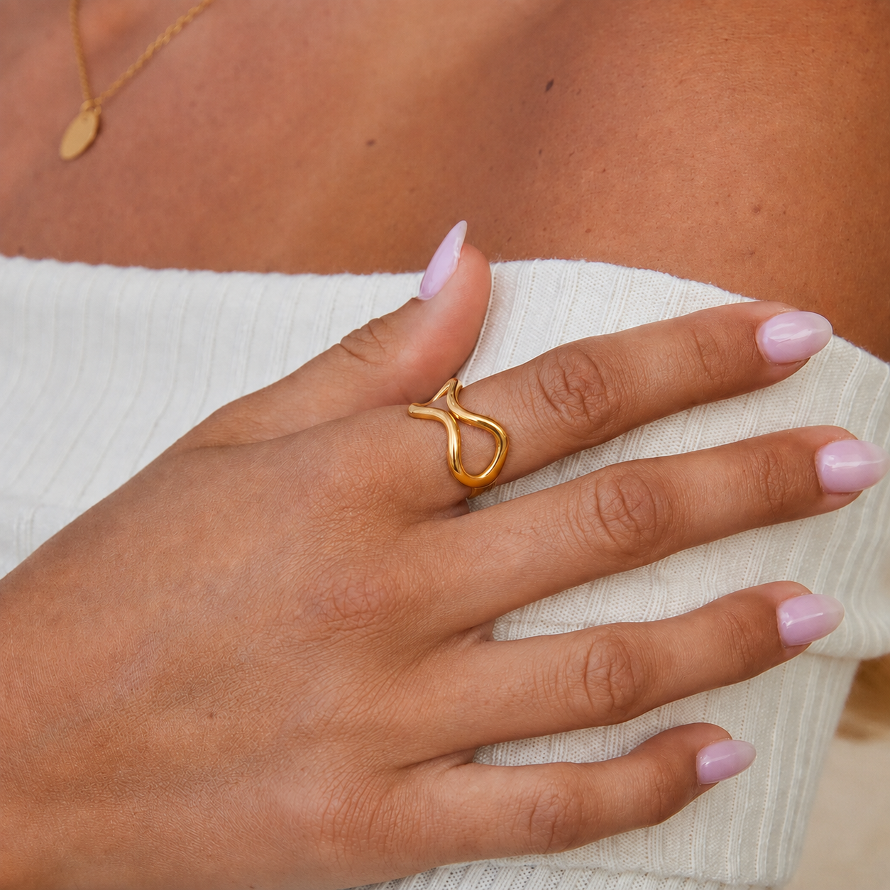 Anillo Ajustable Geométrico Hueco Enchapado En Oro 18K
