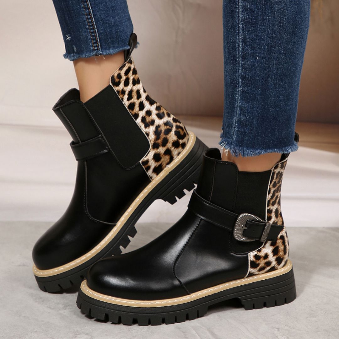 BOTAS CON DETALLE LEOPARDO Y HEBILLA Bota 16 ZAPRINI 34 