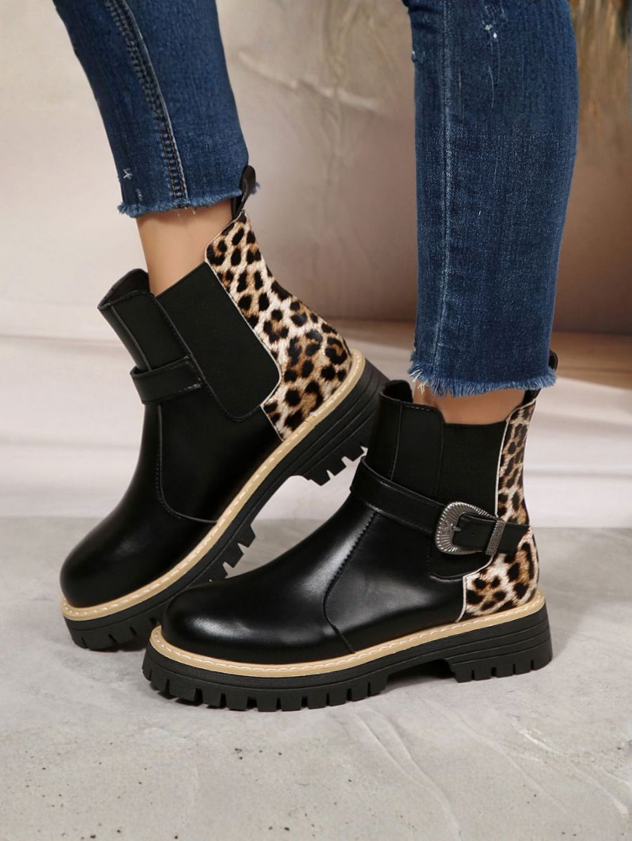 BOTAS CON DETALLE LEOPARDO Y HEBILLA Bota 16 ZAPRINI 34 