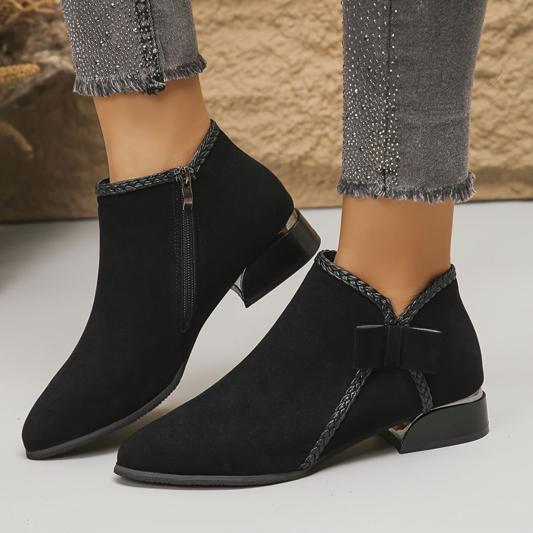 BOTAS CON PUNTA FINA CON LAZO Bota 17 ZAPRINI Negro 34 
