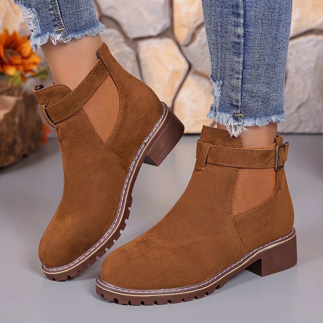 BOTAS CON TACÓN BAJO Y HEBILLA LATERAL Bota 10 ZAPRINI Marrón 34 