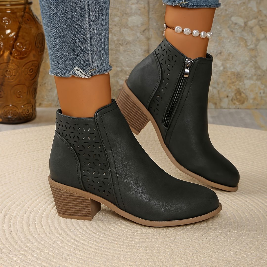 BOTAS DE TACÓN GRUESO CON CALADO Bota 25 ZAPRINI Negro 34 