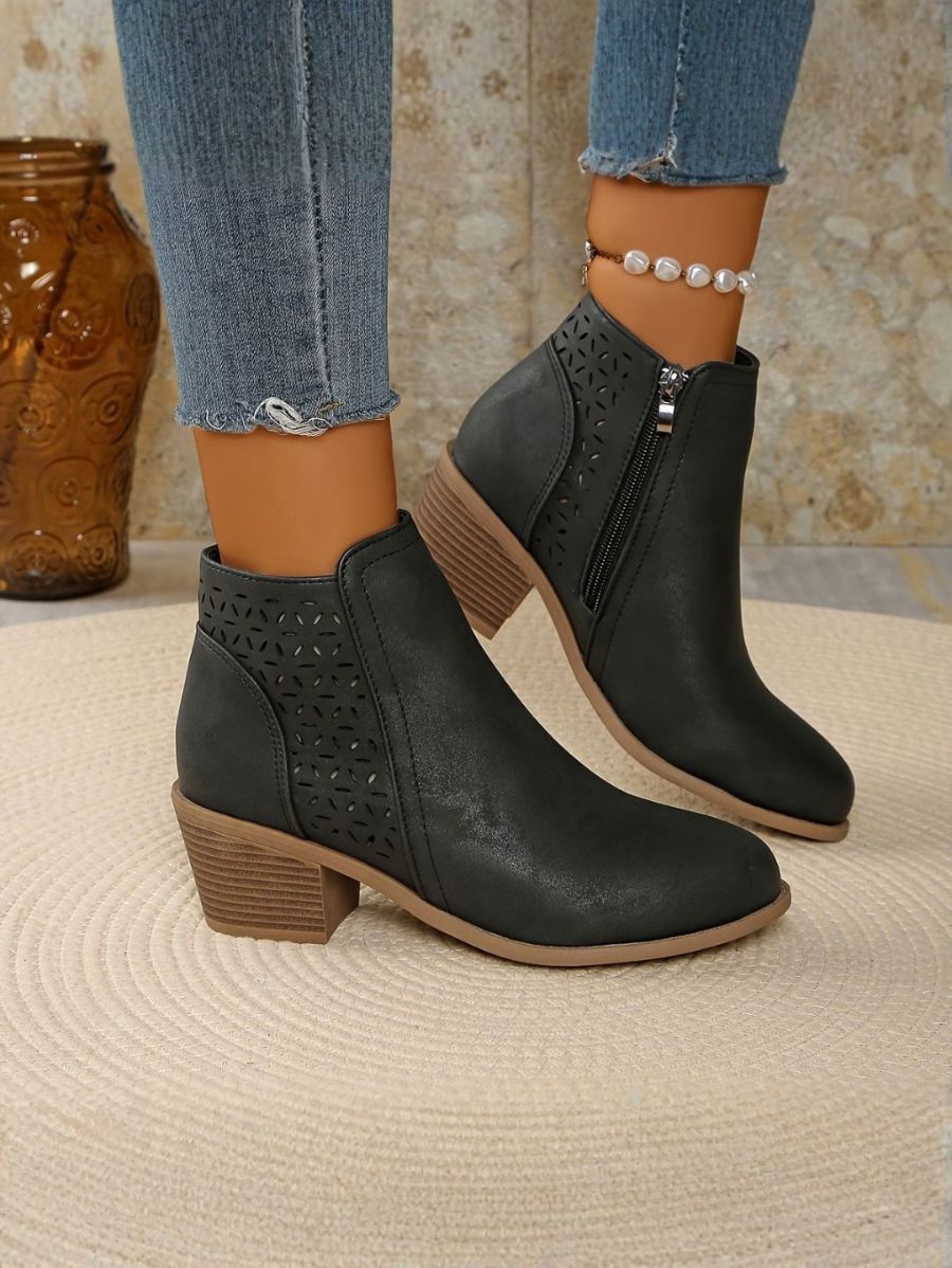 BOTAS DE TACÓN GRUESO CON CALADO Bota 25 ZAPRINI Negro 34 
