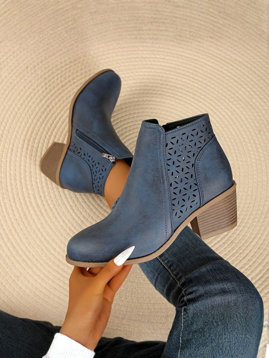 BOTAS DE TACÓN GRUESO CON CALADO Bota 25 ZAPRINI Azul 34 