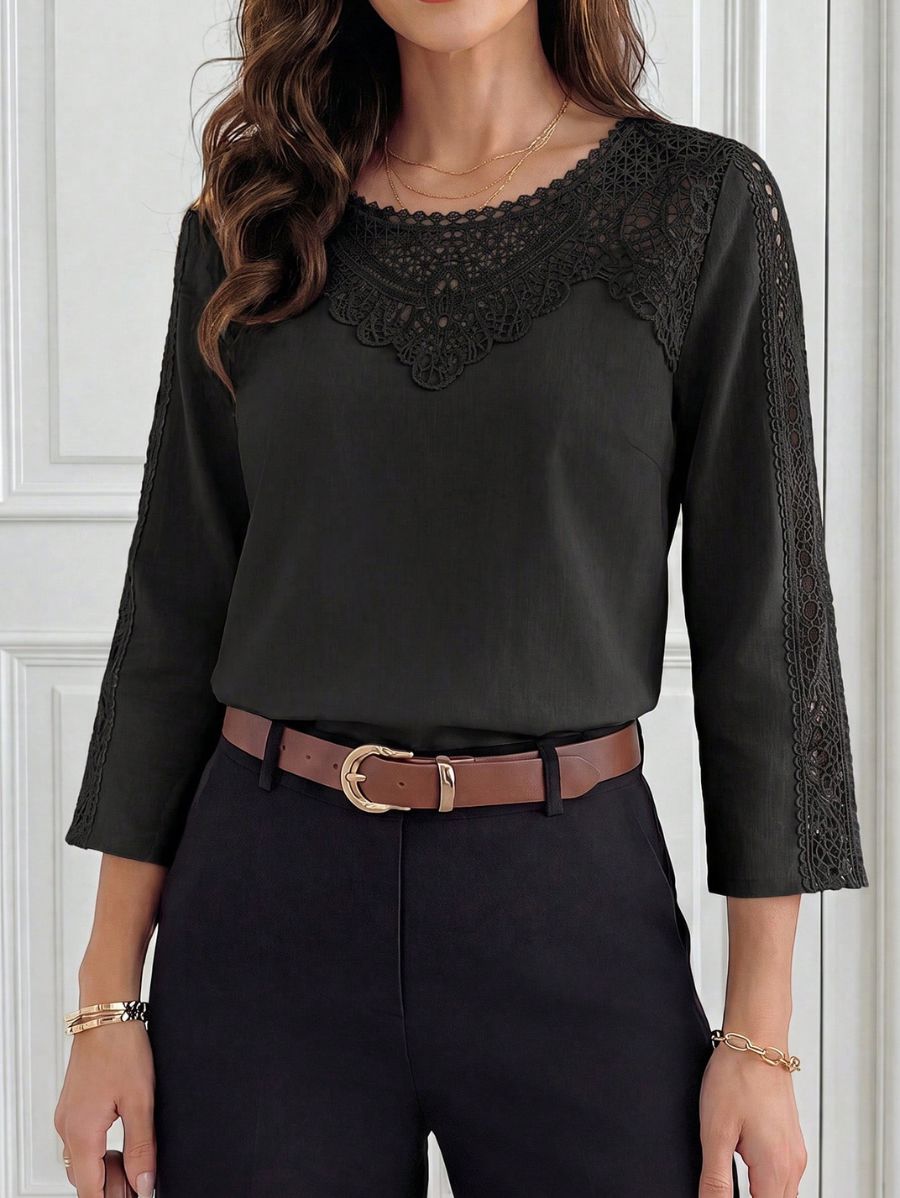 Blusa Con Encaje y Cuello Redondo Blusa 02 ZAPRINI Negro S 