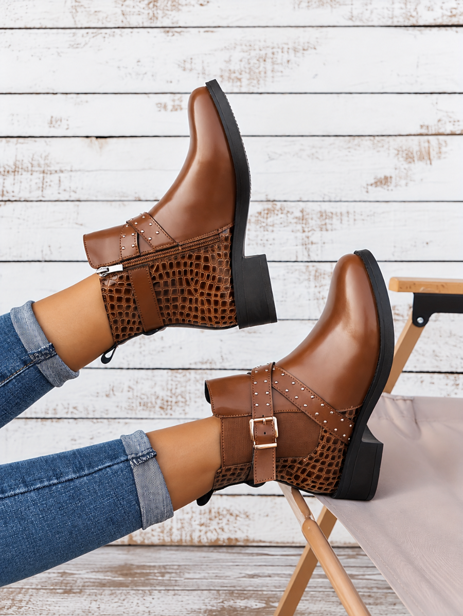 Botas Con Estampado y Hebilla