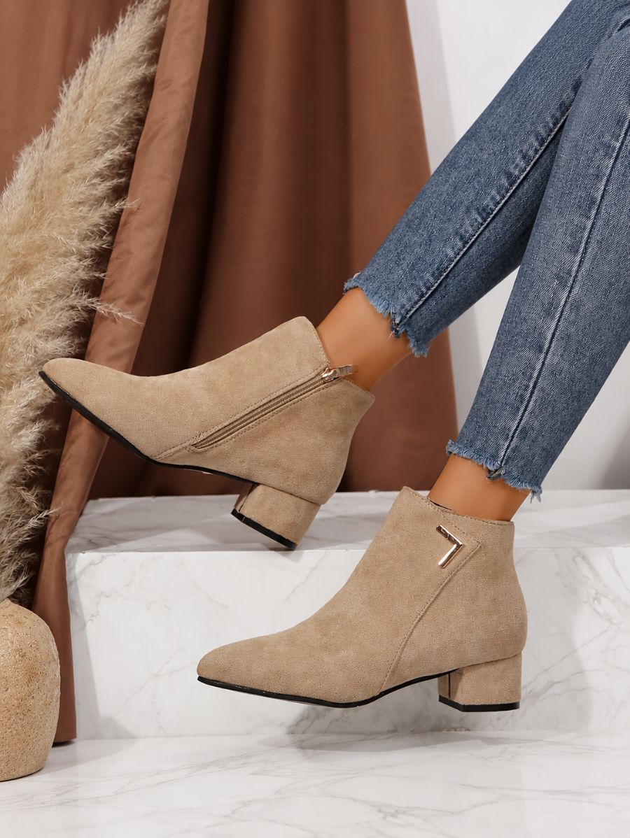 Botas De Punta Fina Con Detalle Dorado Bota 29 ZAPRINI Beige 34 