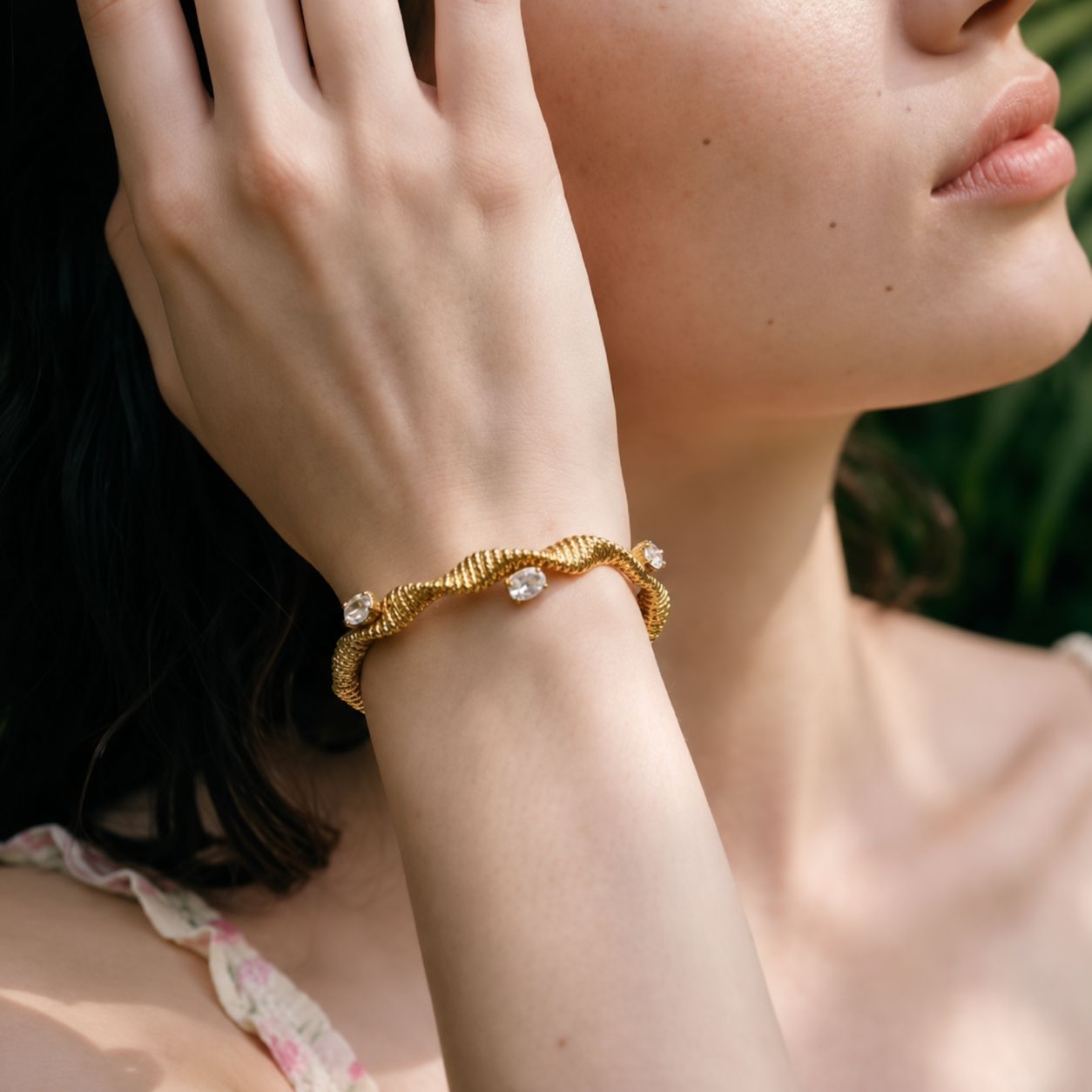 Brazalete Abierto Con Circonia Enchapado En Oro 18K Brazalete 11 ZAPRINI 