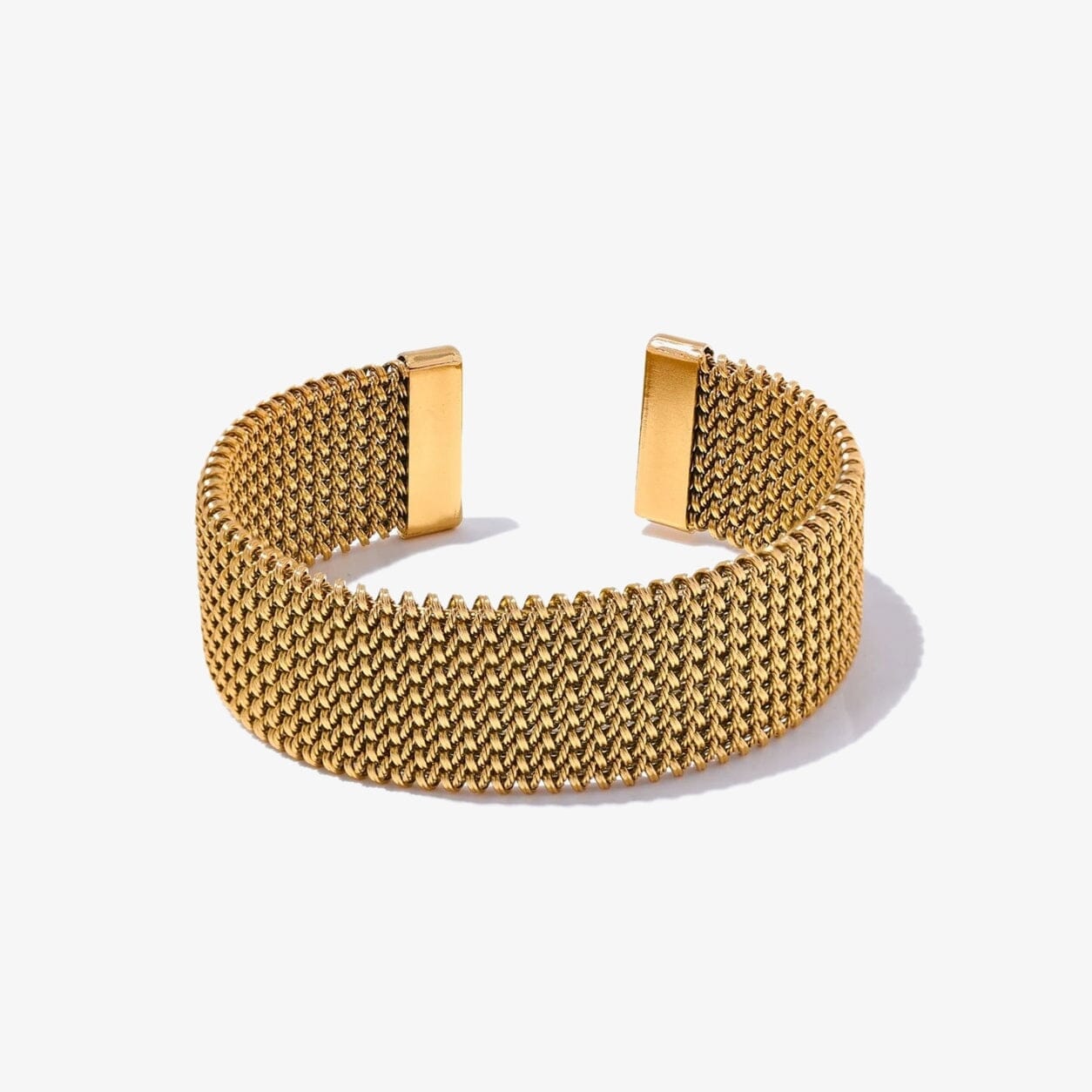 Brazalete Con Textura De Malla Enchapado En Oro 18K