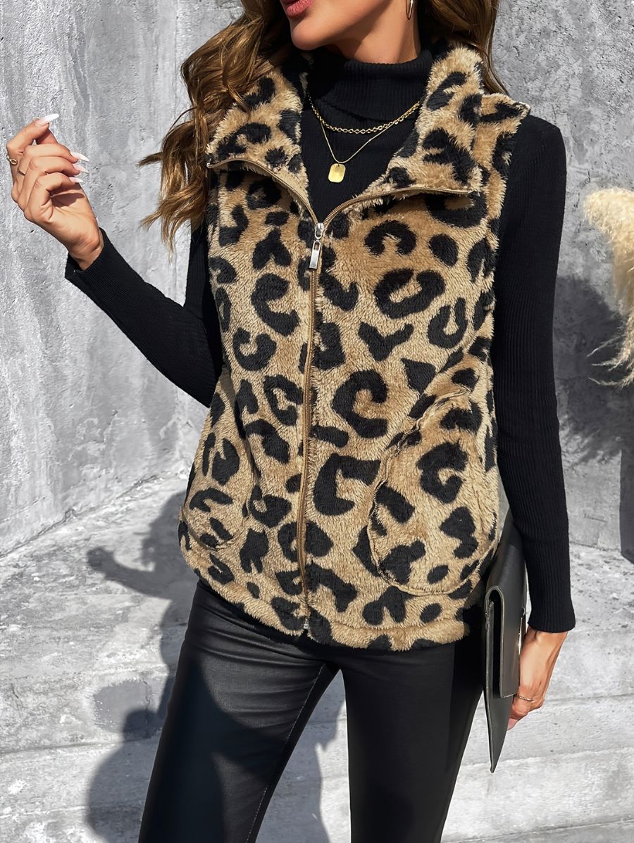 CAMPERA AFELPADA CON ESTAMPADO LEOPARDO Campera 04 ZAPRINI 