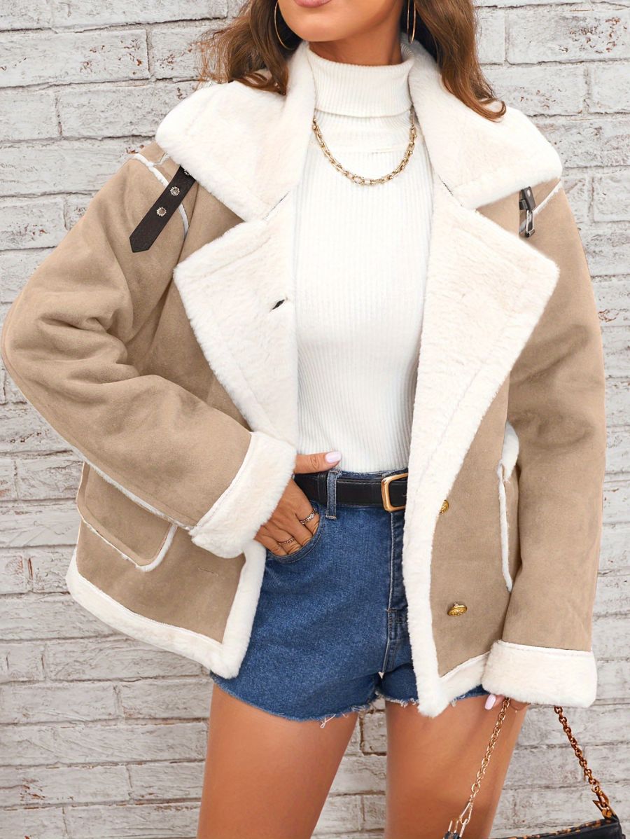 CAMPERA FORRADA CON BOTONES DORADOS Y BOLSILLOS Campera 07 ZAPRINI 
