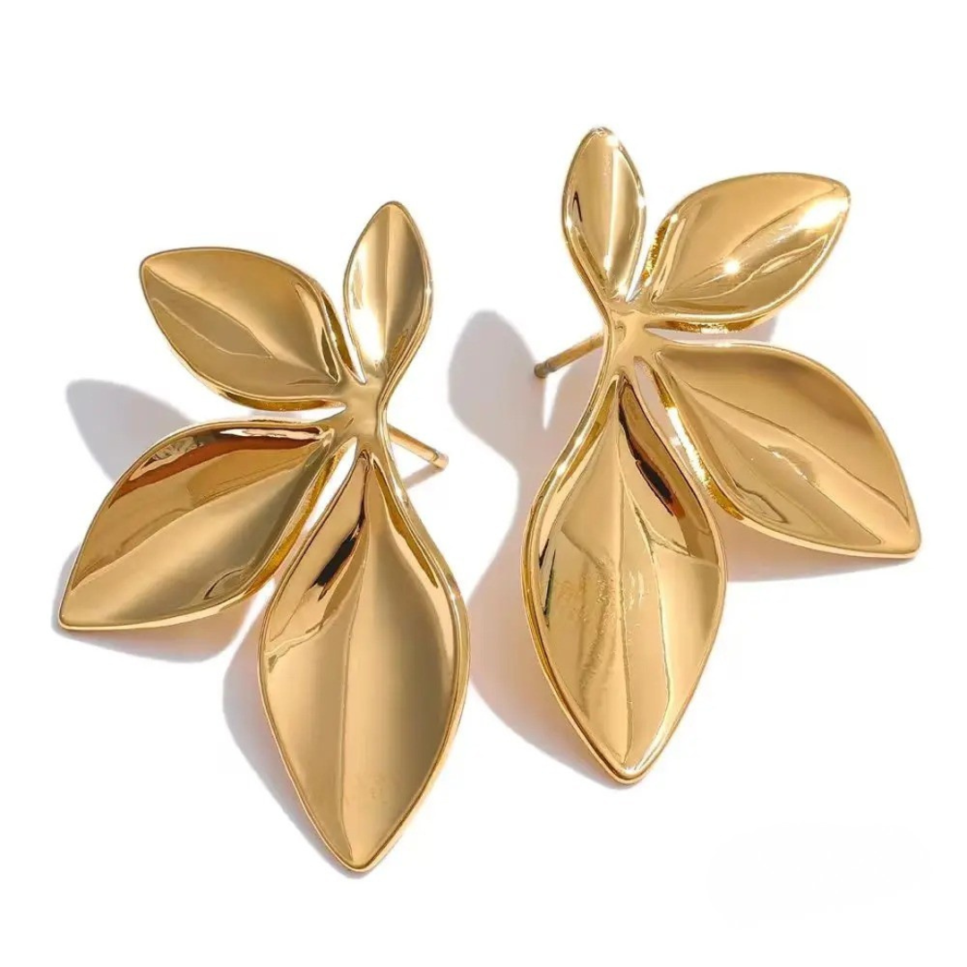 Caravana En Forma De Hojas Enchapado En Oro 18K