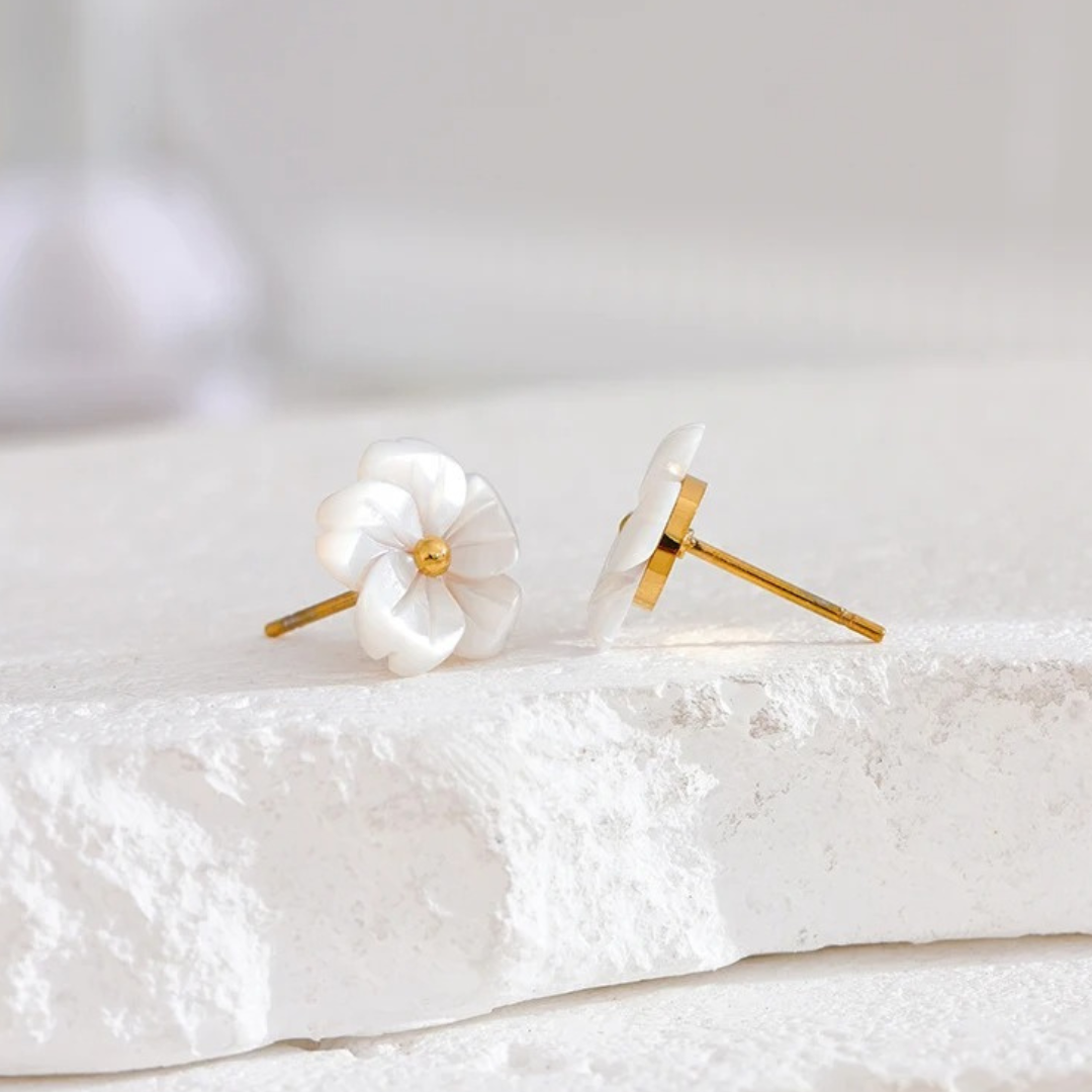 Caravana Floral De Madreperla Enchapado En Oro 18K