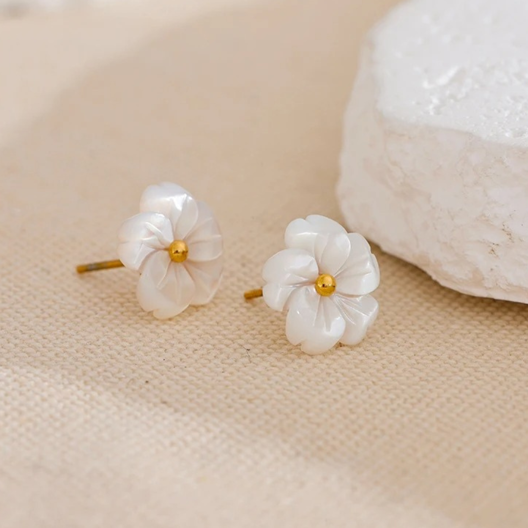 Caravana Floral De Madreperla Enchapado En Oro 18K