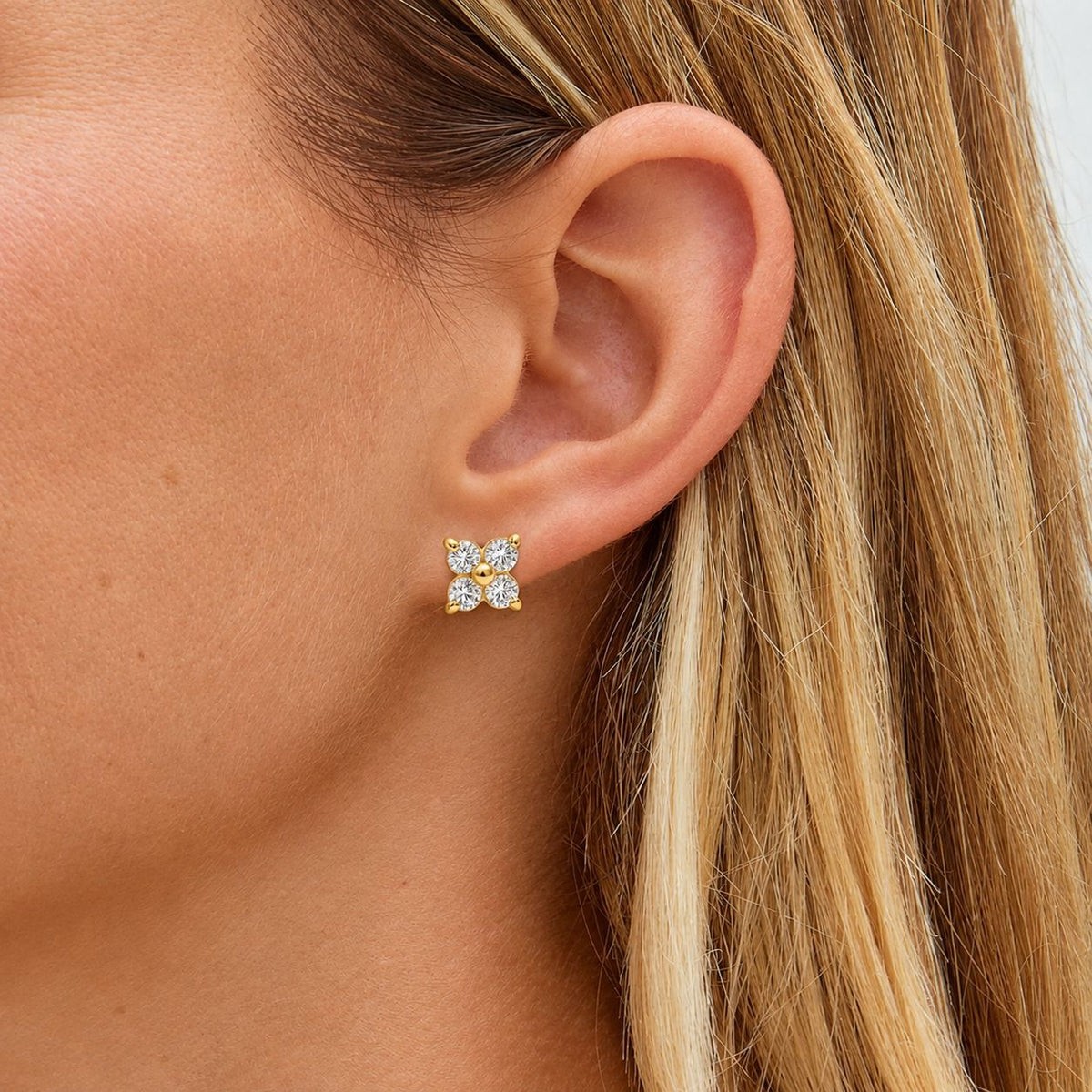 Caravana Con Flor De Circonia Enchapado En Oro 18K Caravana 03 ZAPRINI Oro 