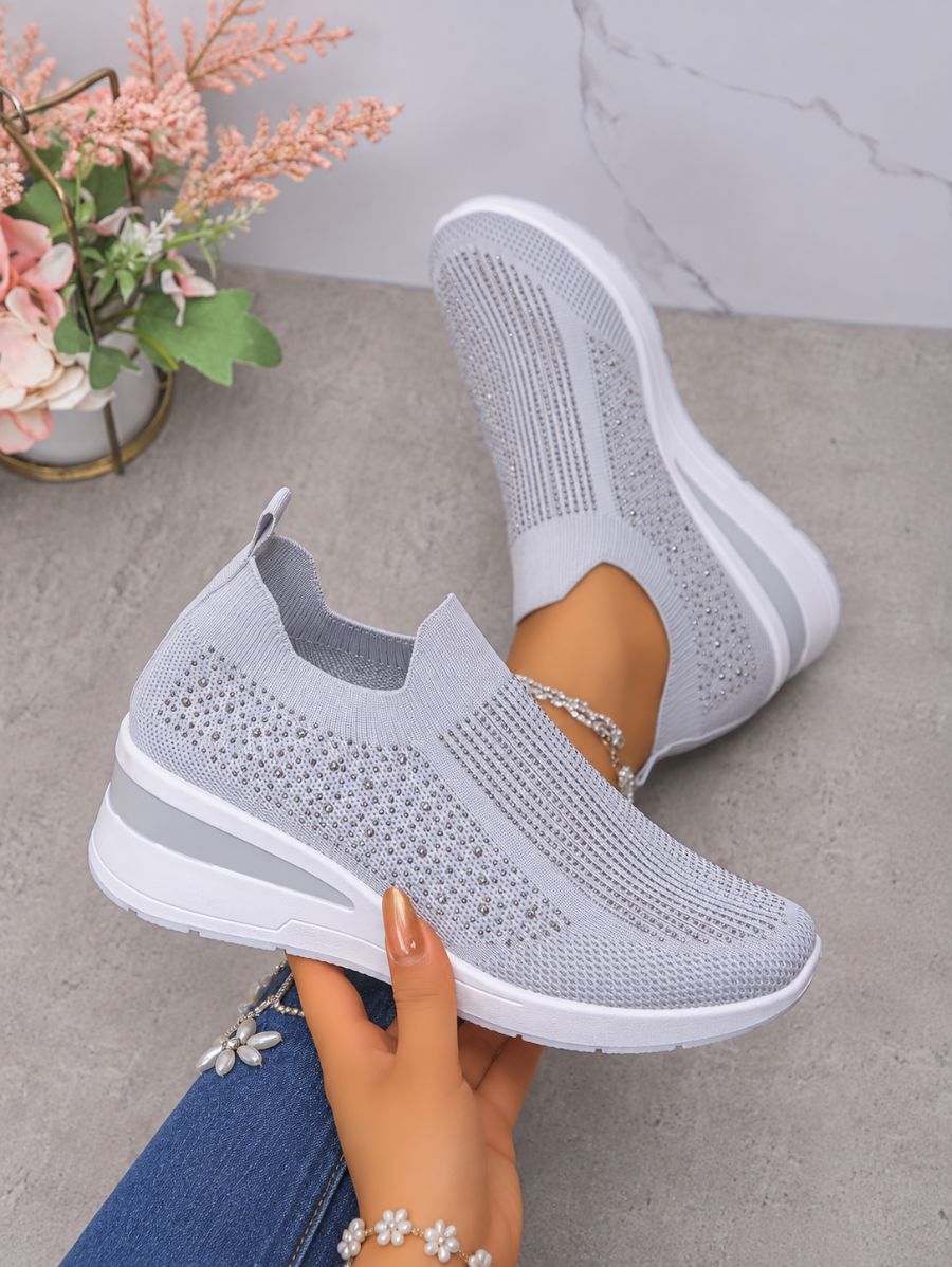 Championes Sin Cordones Con Strass Champion 28 ZAPRINI Gris 34 