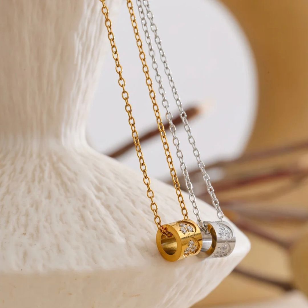 Collar Con Circonita Cúbica En Forma De Corazón Enchapado En Oro 18K Collar 03 ZAPRINI 