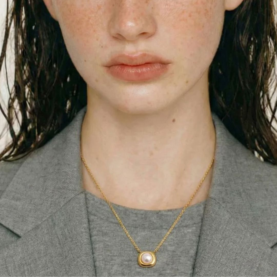 Collar Con Colgante Cuadrado De Perlas Enchapado En Oro 18K Collar 05 ZAPRINI 
