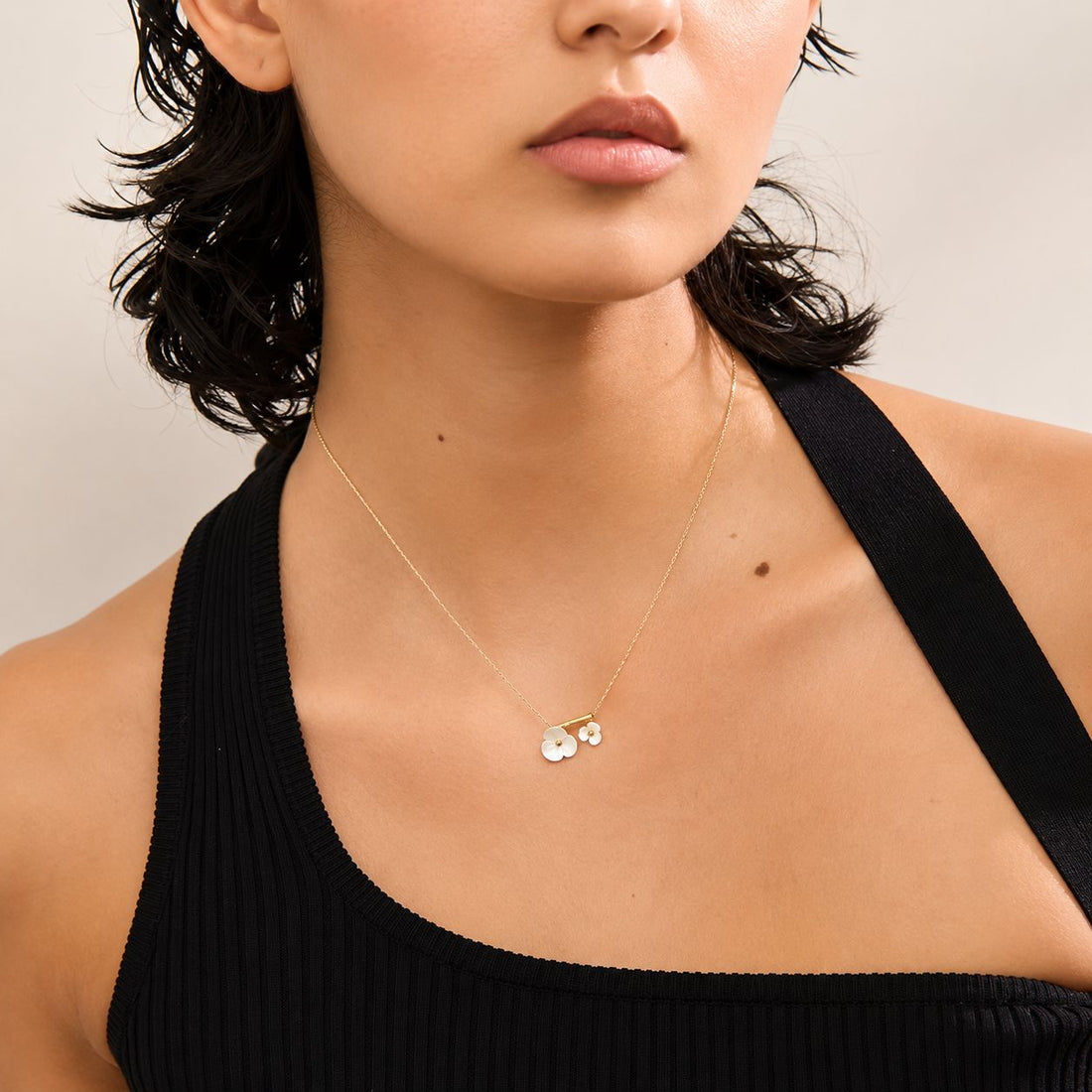 Collar Con Colgante De Flor Enchapado En Oro 18K Collar 09 ZAPRINI 