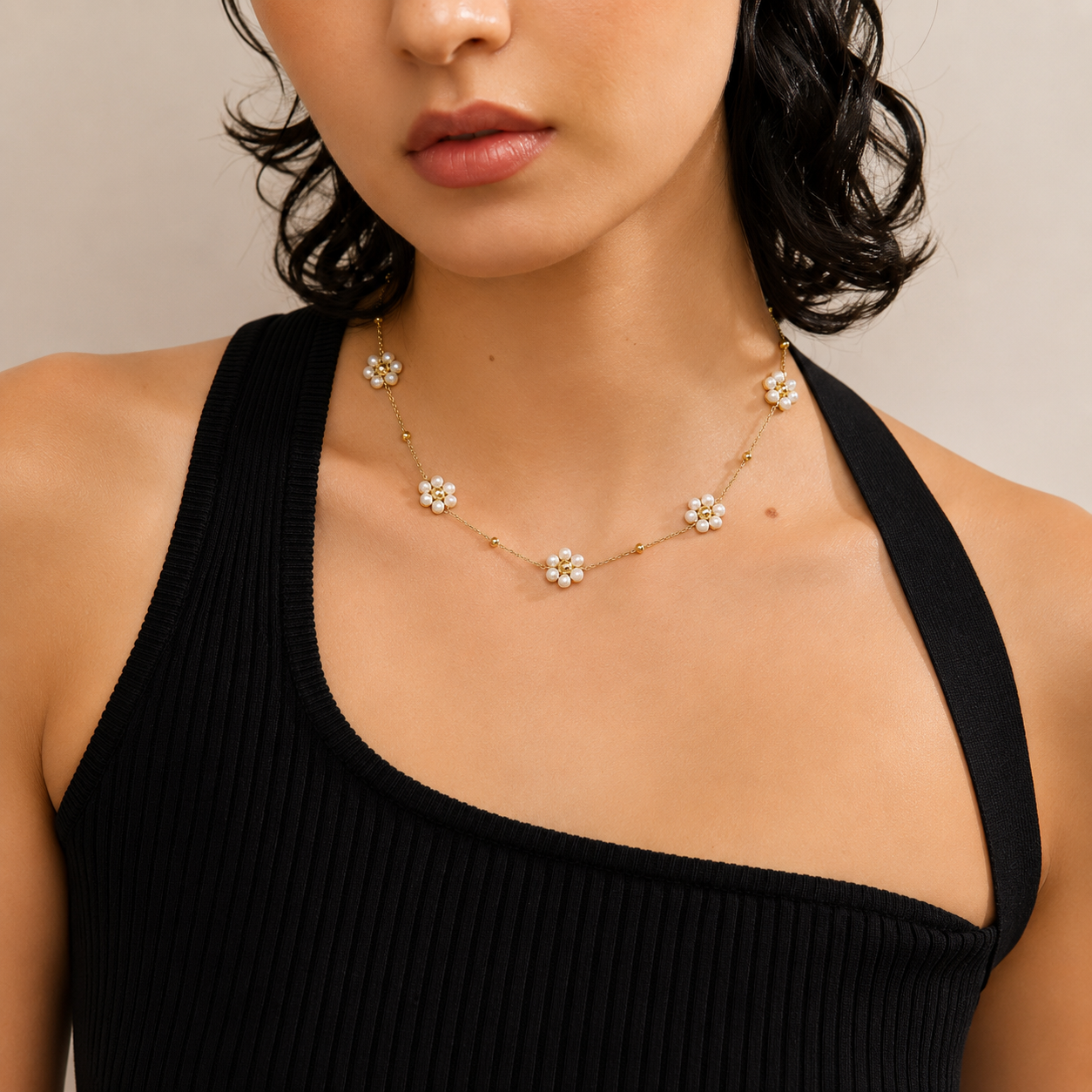 Collar De Cadena Con Cuentas De Flores Enchapado En Oro 18K