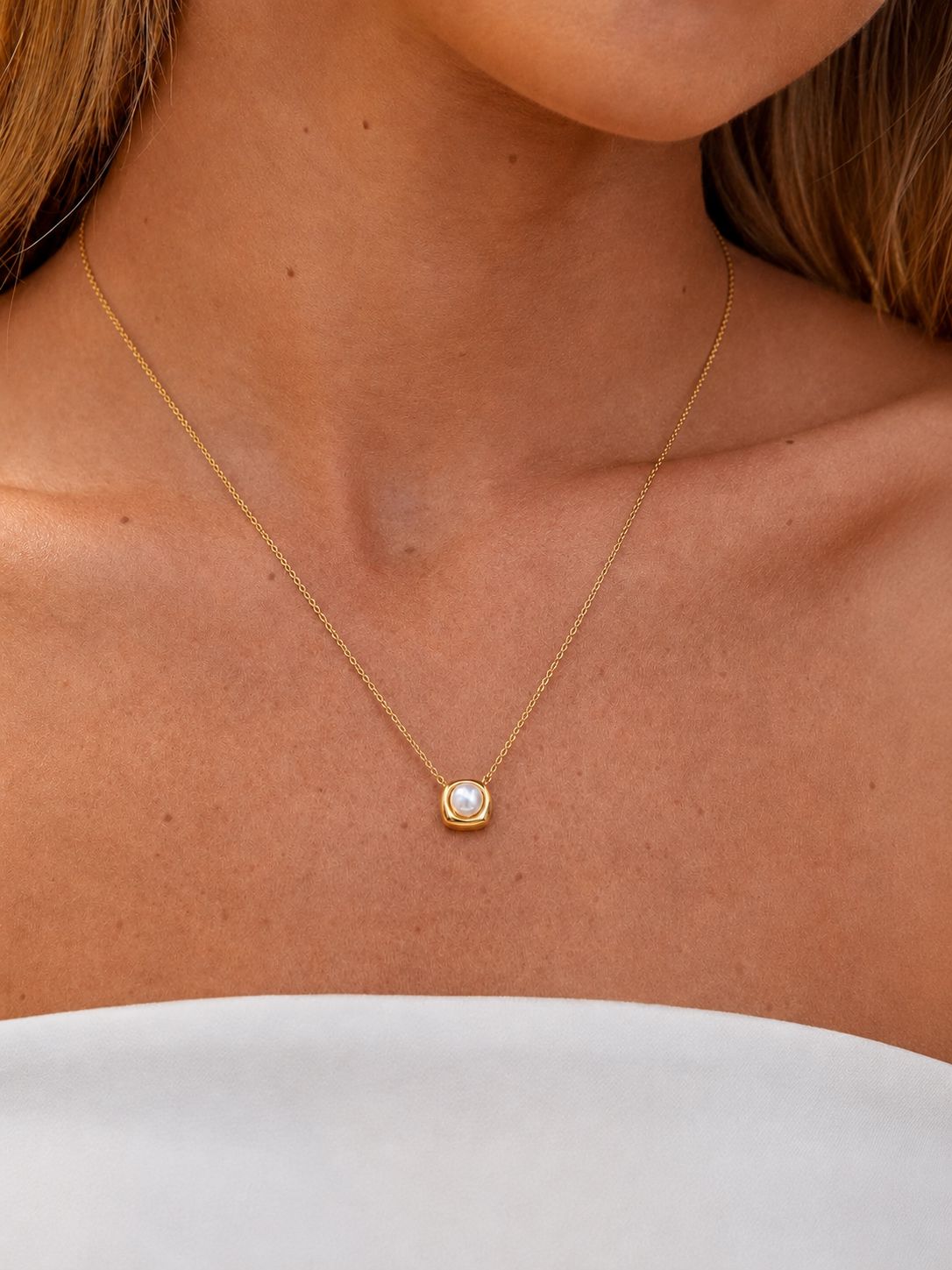 Collar Con Colgante Cuadrado De Perlas Enchapado En Oro 18K Collar 03 ZAPRINI Oro 