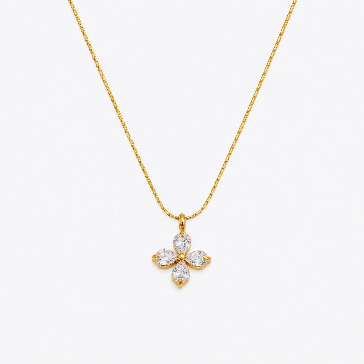 Collar Con Dije De Flor De Circonia Enchapado En Oro 18K Collar 15 ZAPRINI 