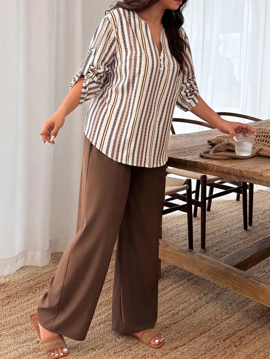 Conjunto De Blusa A Rayas Con Botones y Pantalón Plus Size Conjunto Plus Size 19 ZAPRINI 