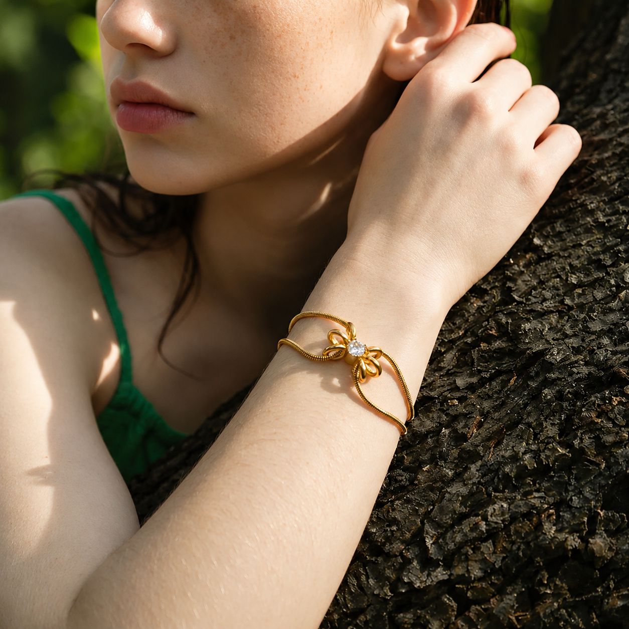 Pulsera De Cadena Con Flor Y Circonia Enchapado En Oro 18K Pulsera 15 ZAPRINI 