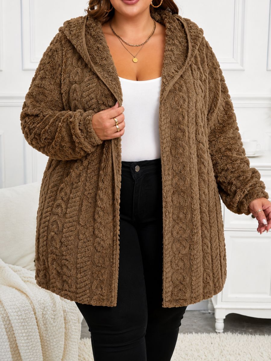 SACO AFELPADO CON CAPUCHA PLUS SIZE Saco Plus Size 07 ZAPRINI 