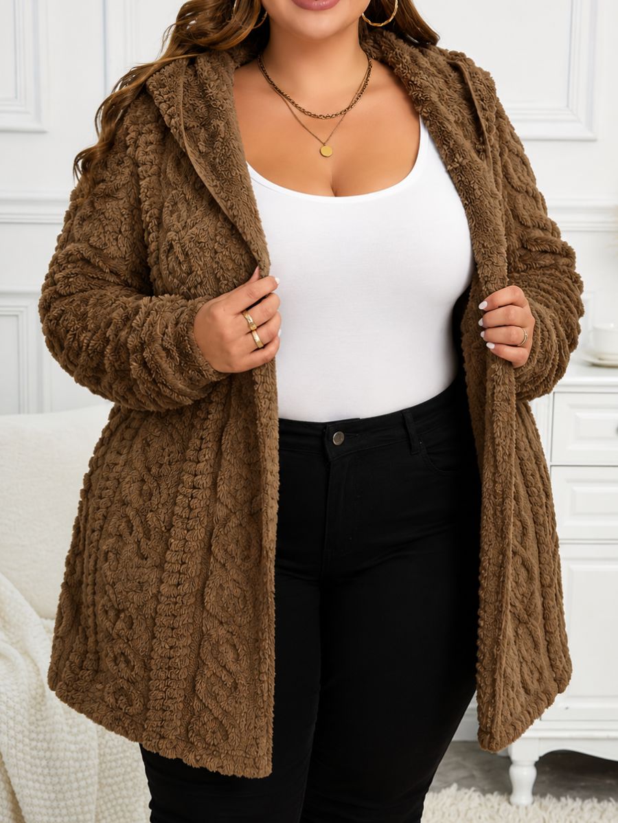 SACO AFELPADO CON CAPUCHA PLUS SIZE Saco Plus Size 07 ZAPRINI 