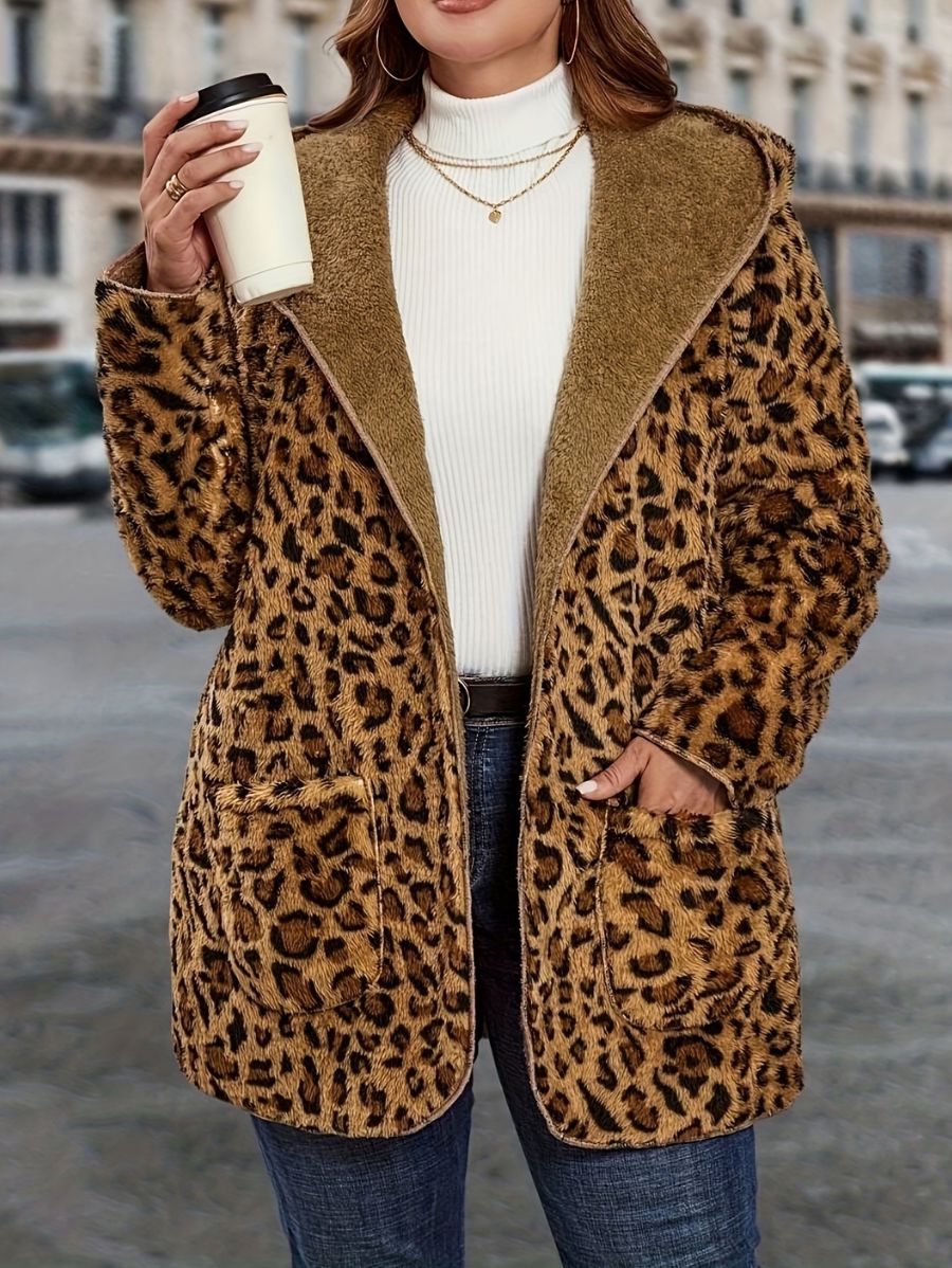 SACO AFELPADO CON ESTAMPADO LEOPARDO Y CAPUCHA Saco 21 ZAPRINI 