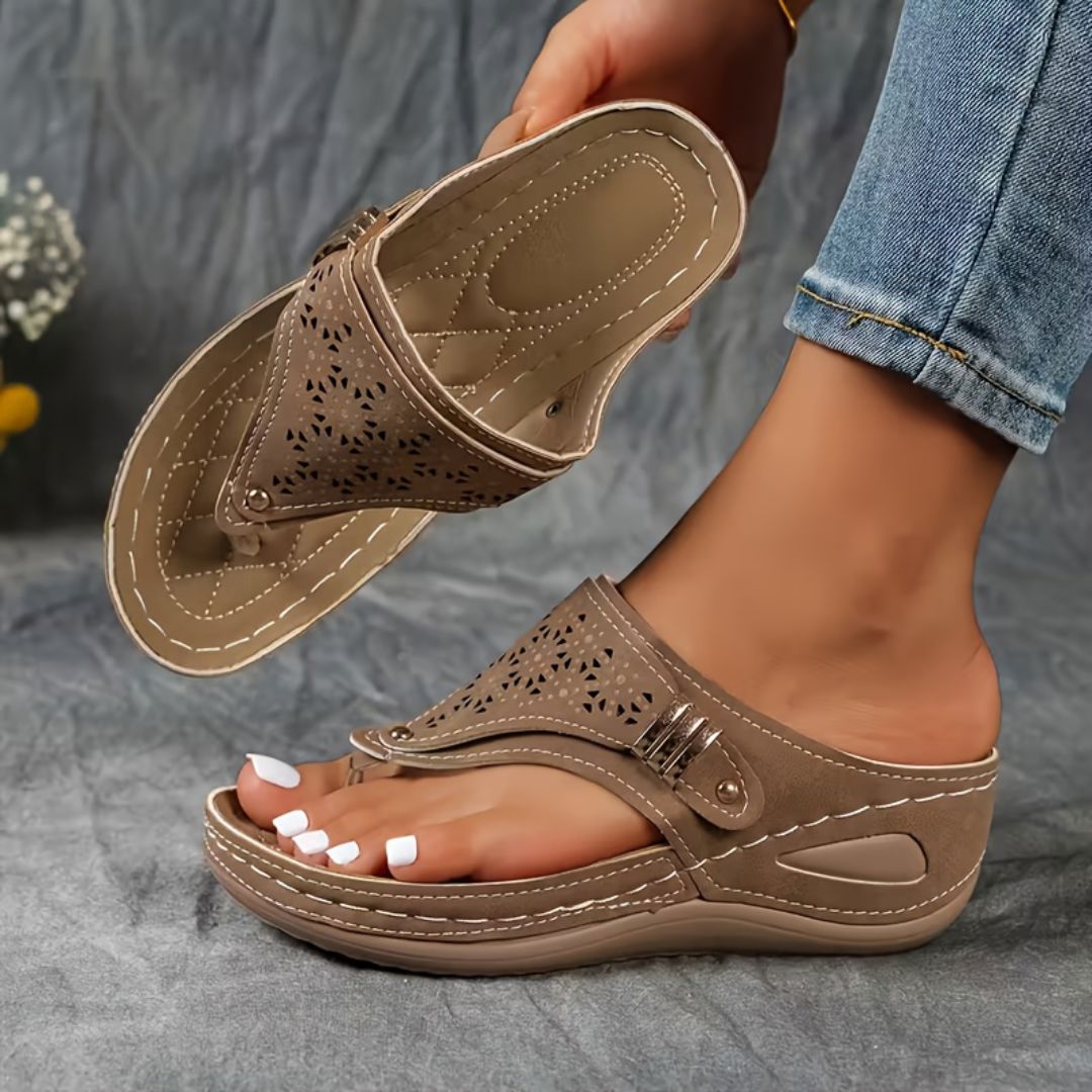 SANDALIAS CON PLANTILLA ACOLCHADA Y DETALLE METÁLICO Sandalia 5 ZAPRINI Marrón 34 