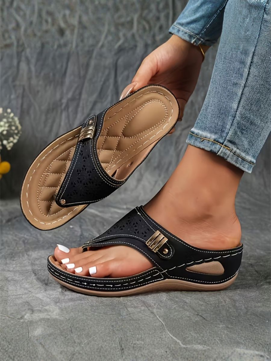 SANDALIAS CON PLANTILLA ACOLCHADA Y DETALLE METÁLICO Sandalia 5 ZAPRINI Negro 34 