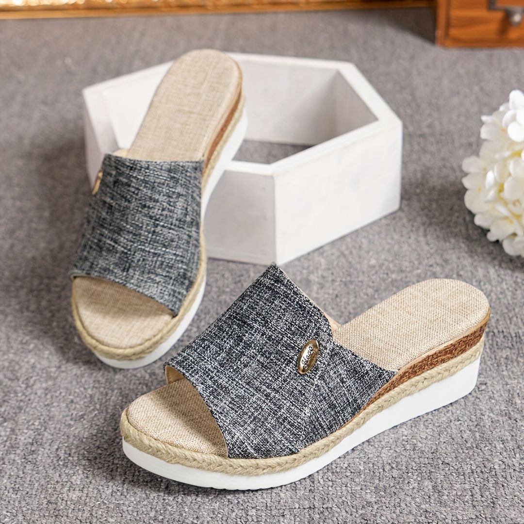 SANDALIAS DE PLATAFORMA CON DETALLE DORADO Sandalia 21 ZAPRINI Gris 34 