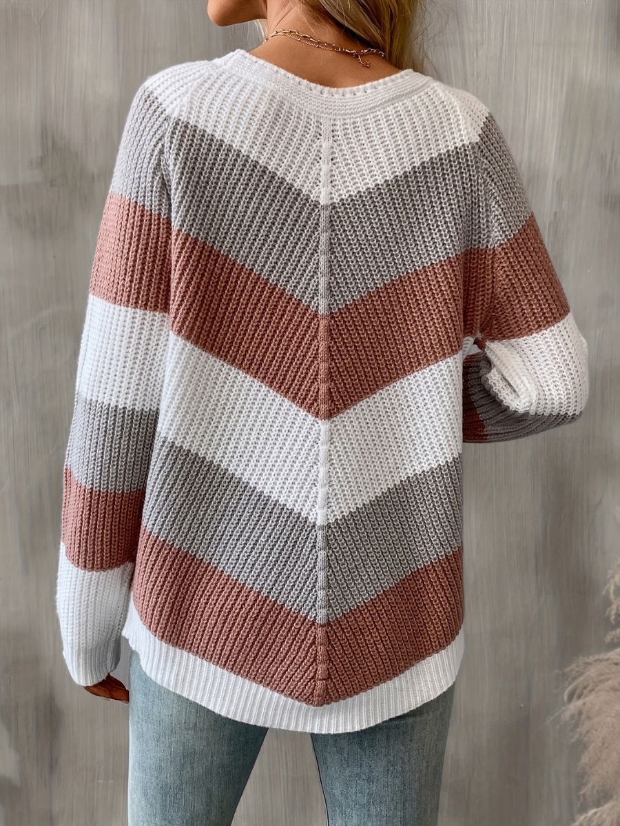 SUÉTER CON CUELLO REDONDO Y RAYAS CONTRASTANTES Sueter 34 ZAPRINI 