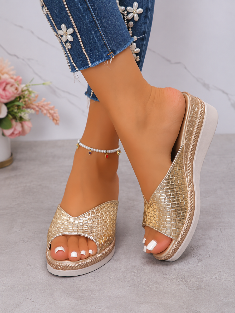 Sandalias Con Suela Gruesa Dorada