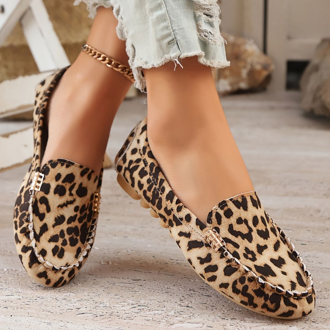 ZAPATOS CON ESTAMPADO LEOPARDO Y DETALLE METÁLICO LATERAL Zapato 13 ZAPRINI 34 