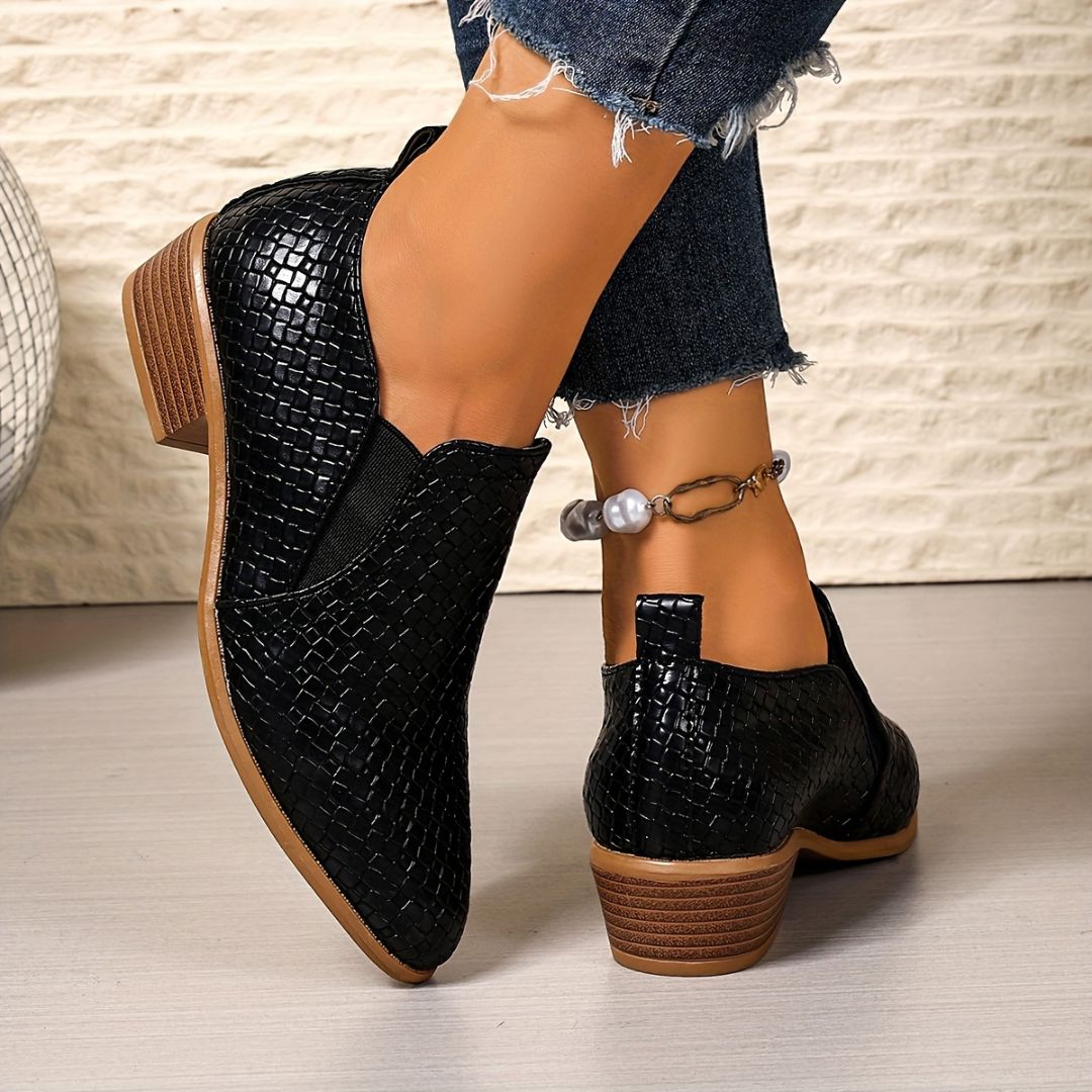 ZAPATOS DE PUNTA FINA CON TEXTURA Zapato 24 ZAPRINI 