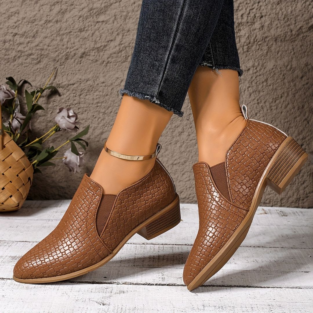 ZAPATOS DE PUNTA FINA CON TEXTURA Zapato 24 ZAPRINI Marrón 34 