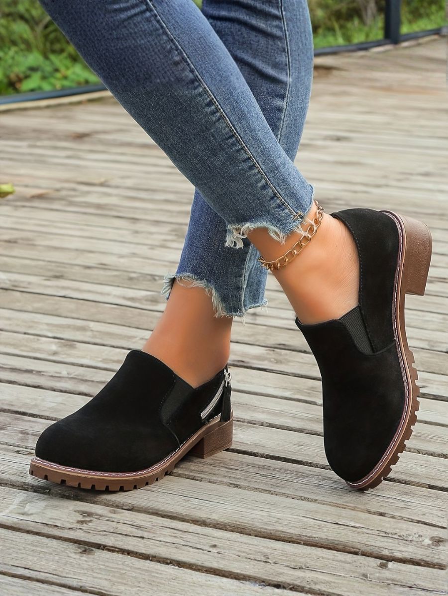 ZAPATOS DE TACÓN GRUESO CON CIERRE LATERAL Zapato 11 ZAPRINI 
