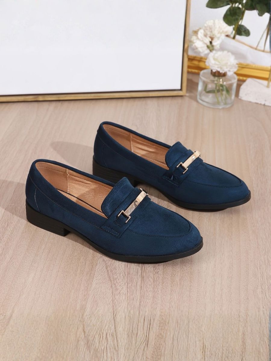 ZAPATOS DE TACÓN GRUESO CON DETALLE METÁLICO Zapato 9 ZAPRINI 