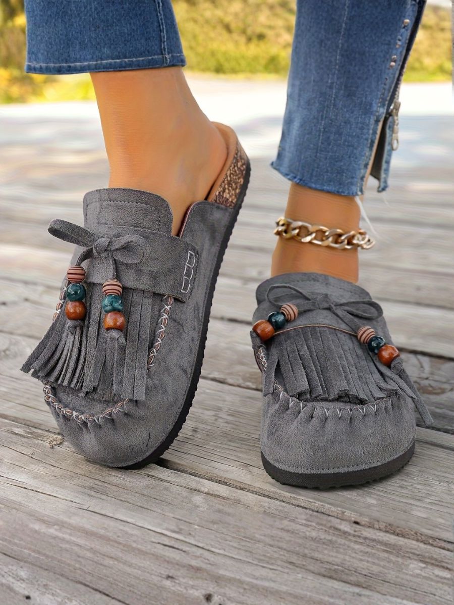ZUECOS CON BORLAS DE CUENTAS Zueco 13 ZAPRINI Gris 34 