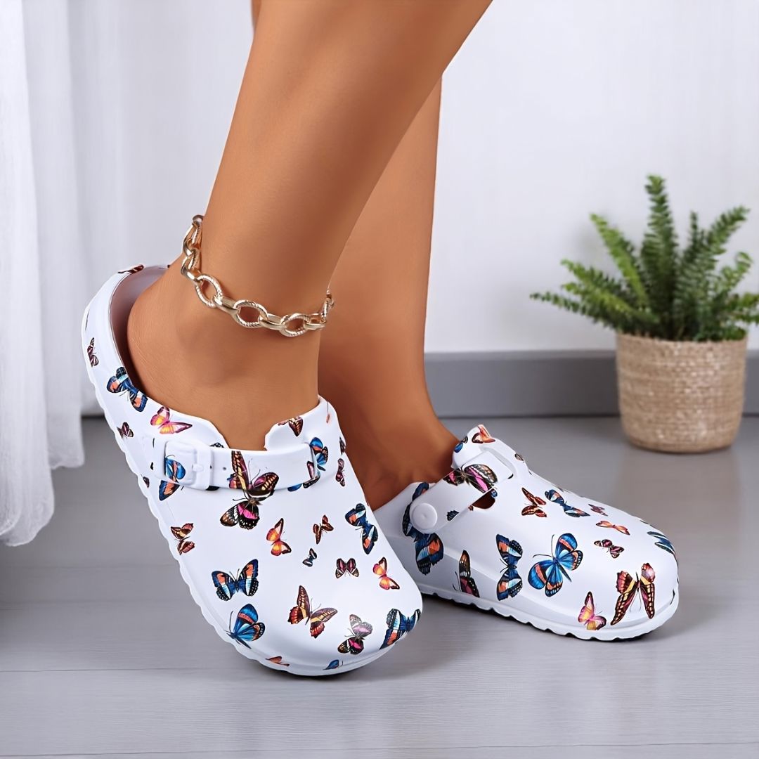 ZUECOS CON ESTAMPADO DE MARIPOSAS Zueco 10 ZAPRINI 34 