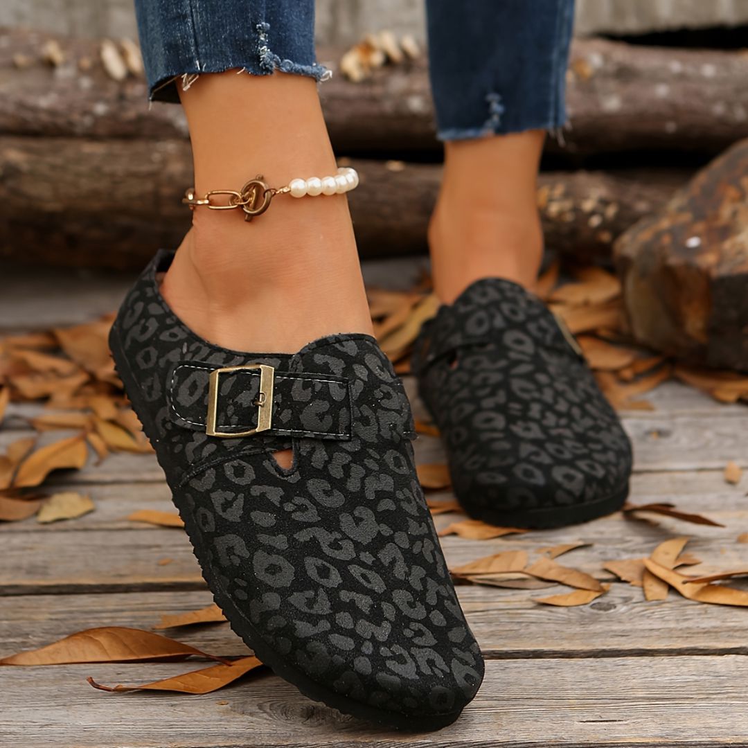 ZUECOS CON ESTAMPADO LEOPARDO Zueco 2 ZAPRINI 