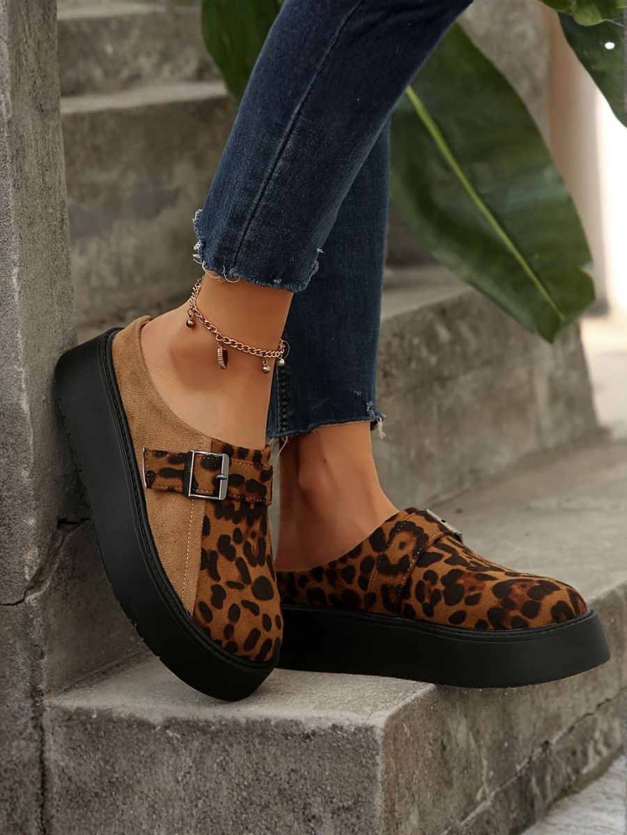 ZUECOS CON ESTAMPADO LEOPARDO Y PLATAFORMA Zueco 3 ZAPRINI 34 